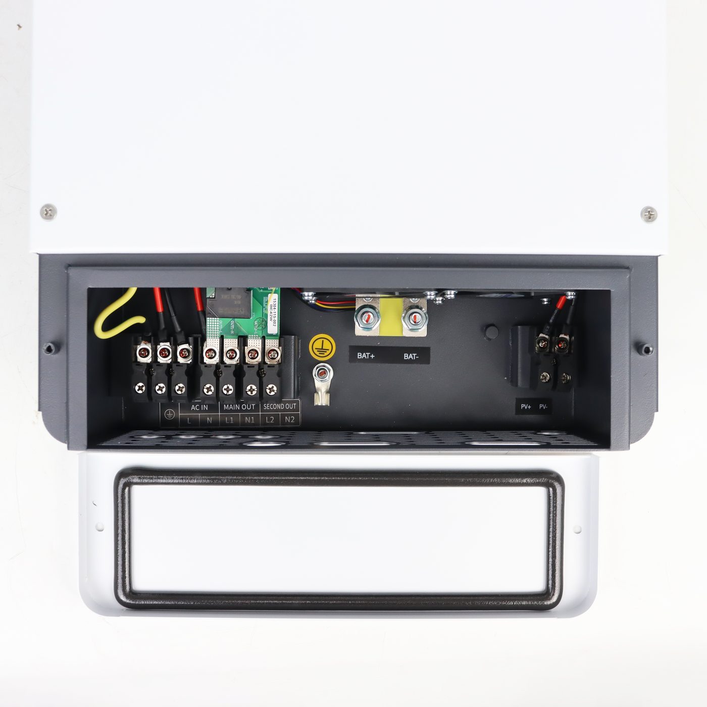 Underside of the HE300-7200-FP-I5 showing the terminal row and battery connection points